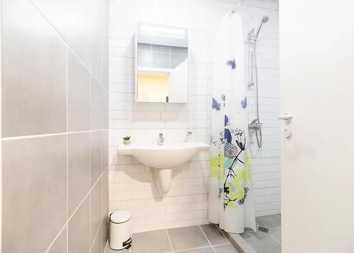 Comfort Happy Briz, Aquarelle With Security וארנה