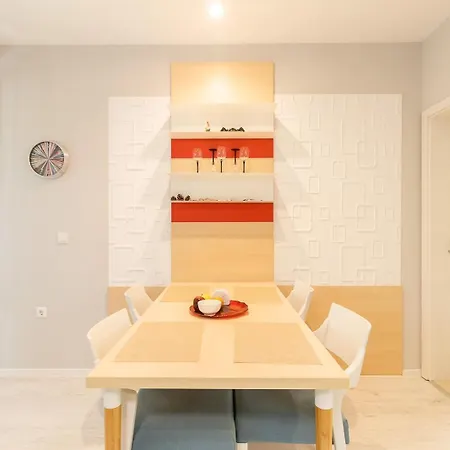 Apartment Comfort Happy Briz, Aquarelle With Security *